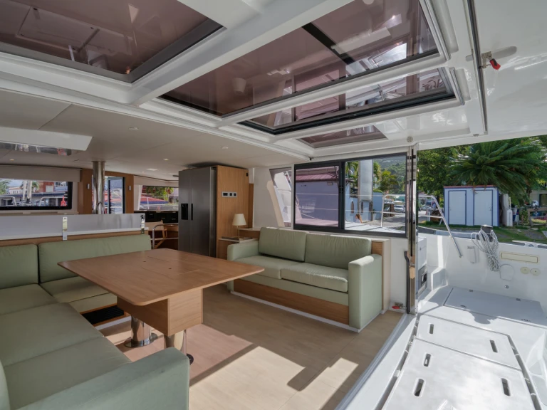 Catamaran hire in Tortola - Bali Bali 4.6