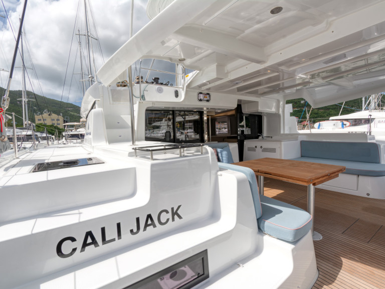 Hire Catamaran with or without skipper Lagoon Tortola