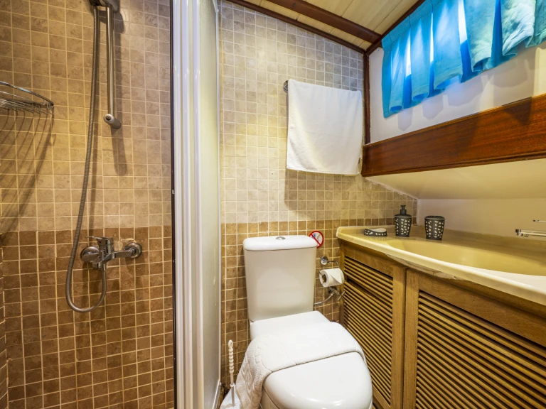 Sailboat to hire Fethiye at the best price