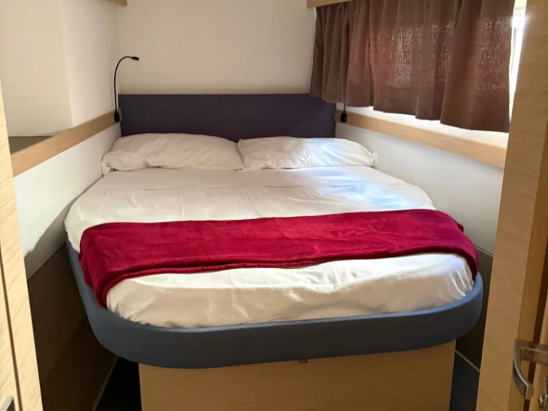 Catamaran to hire Furnari at the best price