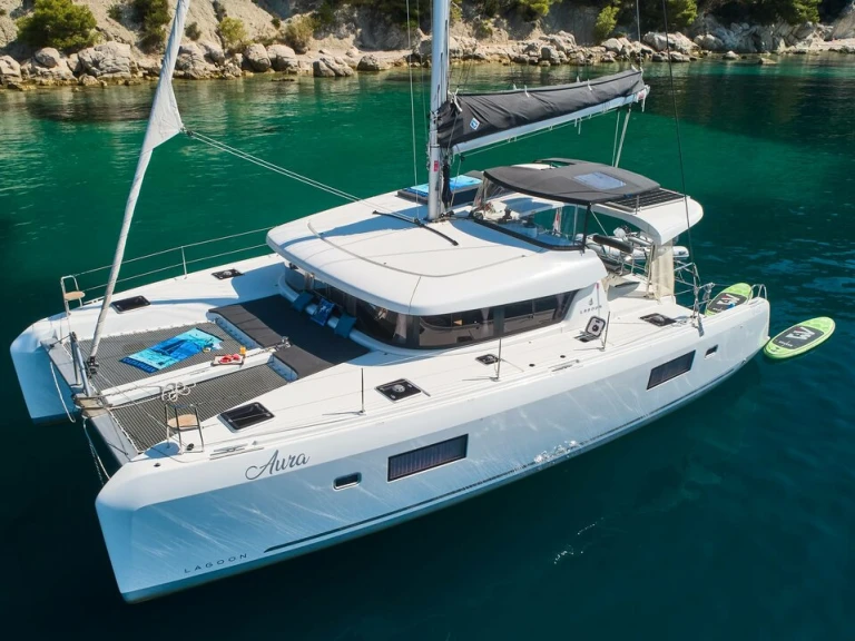 Yacht charter Kaštela - Lagoon Lagoon 42 on SamBoat