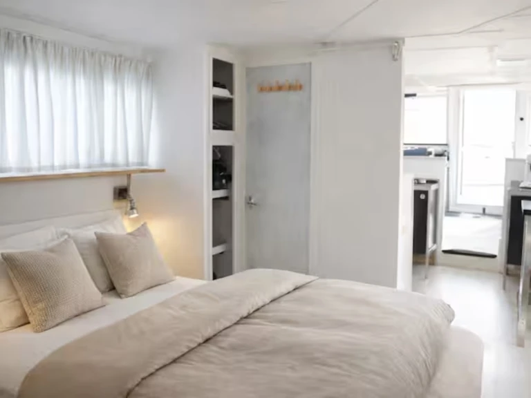 Porter-Haylett FB1325 charter bareboat or skippered in  Saint-Jean-de-Losne