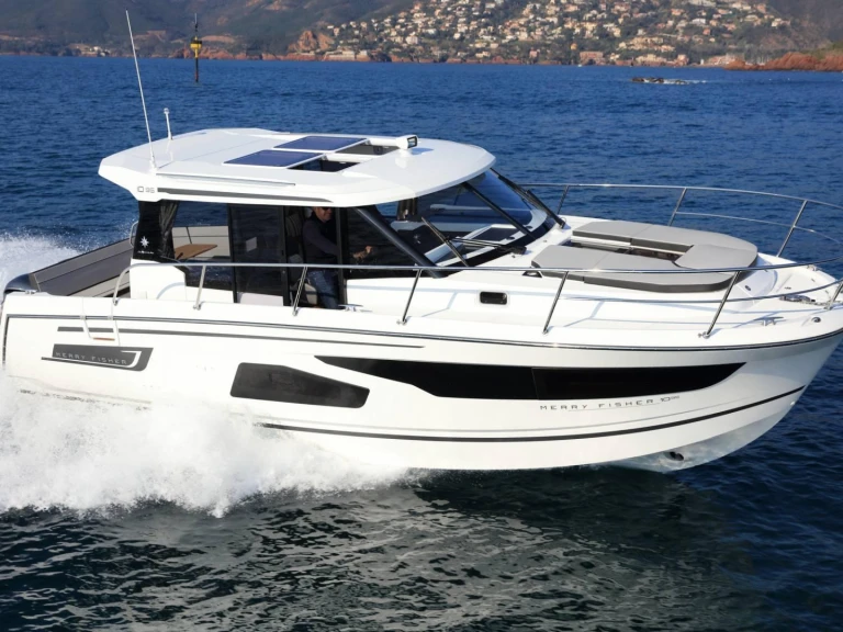 Motorboat hire in Bacoli - Jeanneau Merry Fisher 1095