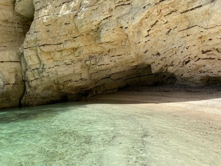 Charter a Idea Marine IDEA 58 in Vieste on Samboat