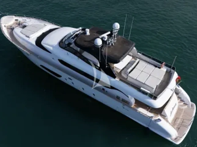 Maiora ANTARAH charter bareboat or skippered in  Naples