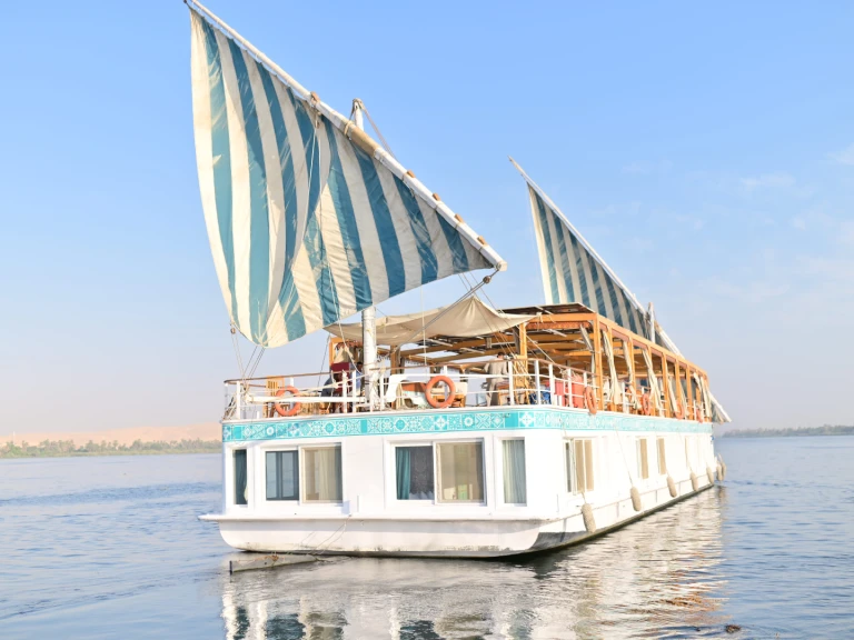 Yacht hire Aswan cheap Dahabiya