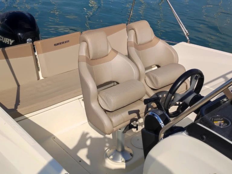 Quicksilver Quicksilver 675 Open Activ charter bareboat or skippered in  Six-Fours-les-Plages