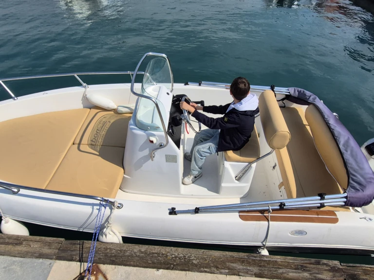 Hire Motorboat with or without skipper BLU LINE La Spezia