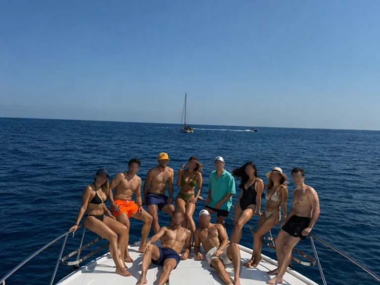 Hire Motorboat with or without skipper Guy Couach Dénia