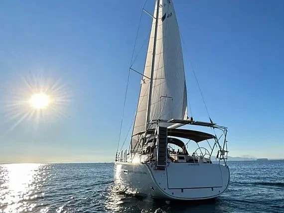 Yacht hire Alimos cheap Cruiser 46 Style