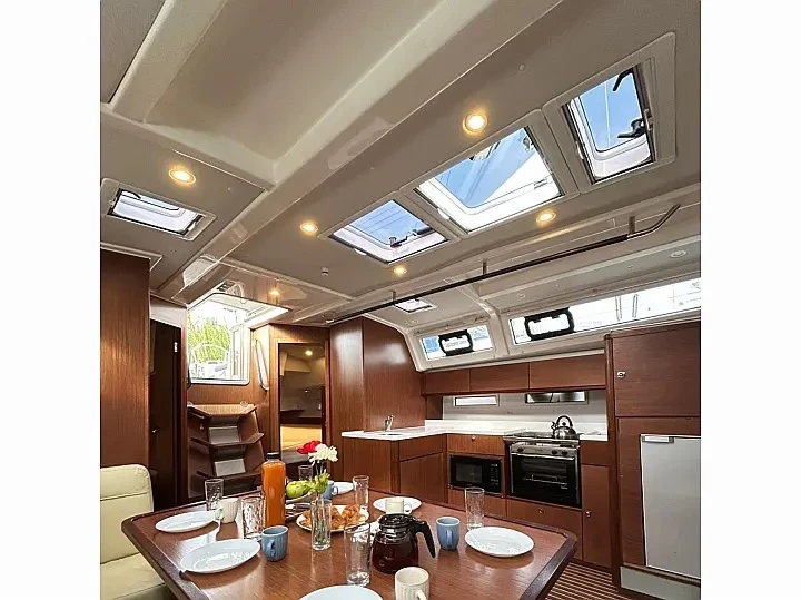 Sailboat hire in Alimos - Bavaria Cruiser 46 Style