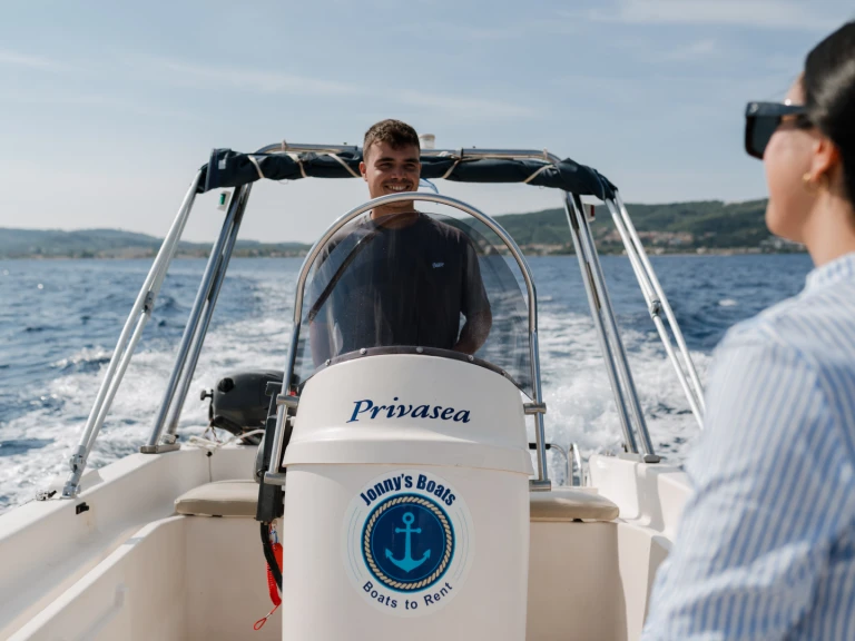 Motorboat hire in Benitses - Nireus Nireus 550