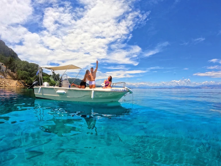 Charter a Nireus Nireus 550 in Benitses on Samboat