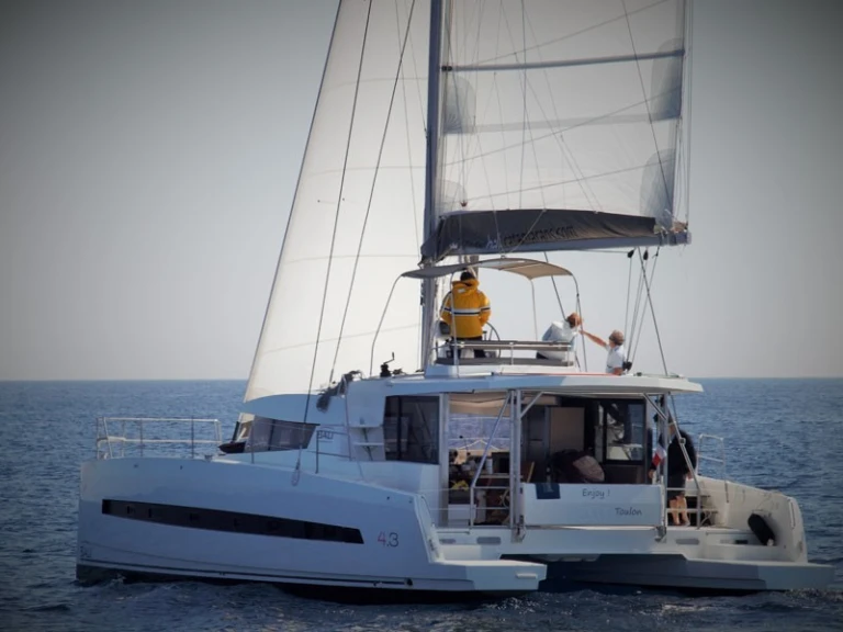 Hire a Bali Bali 4.3 Le Marin