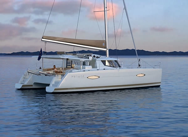 Hire Catamaran Fountaine Pajot with a boat licence