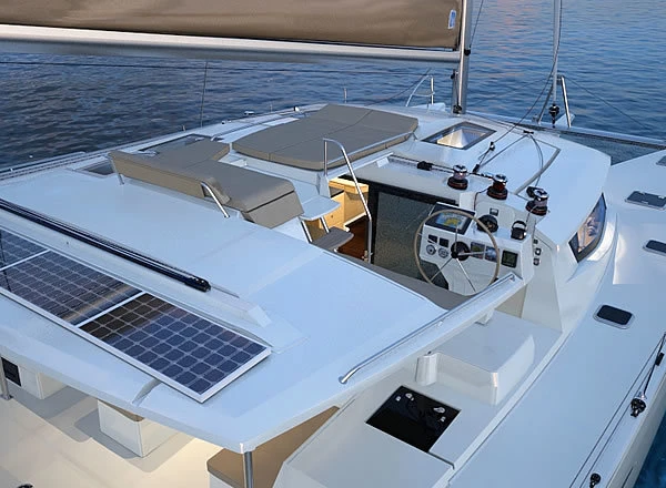 Catamaran to hire Le Marin at the best price