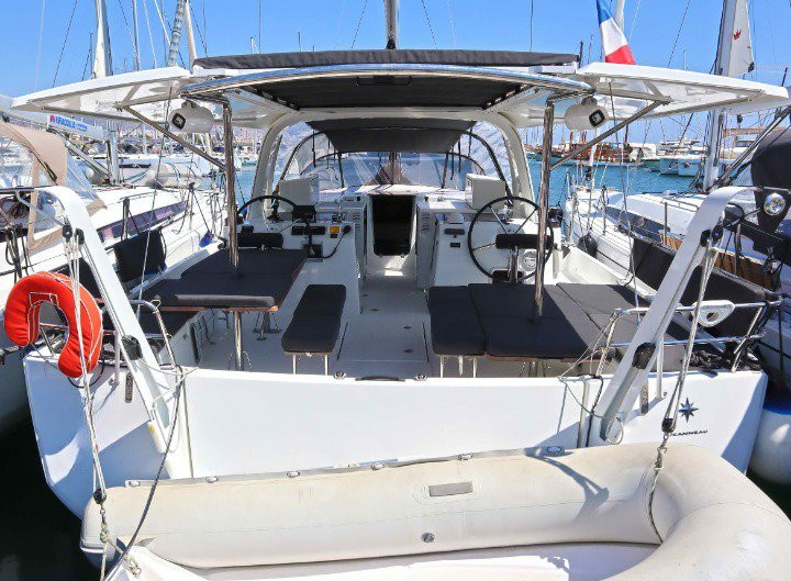 Hire a Jeanneau Sun Loft 47 Kos