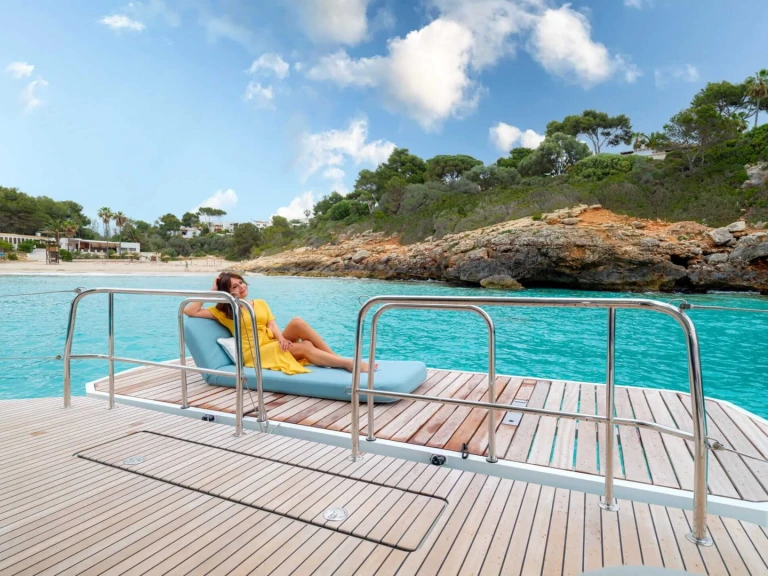 Hire a Lagoon Lagoon 55 - 4 + 2 cab. Trogir