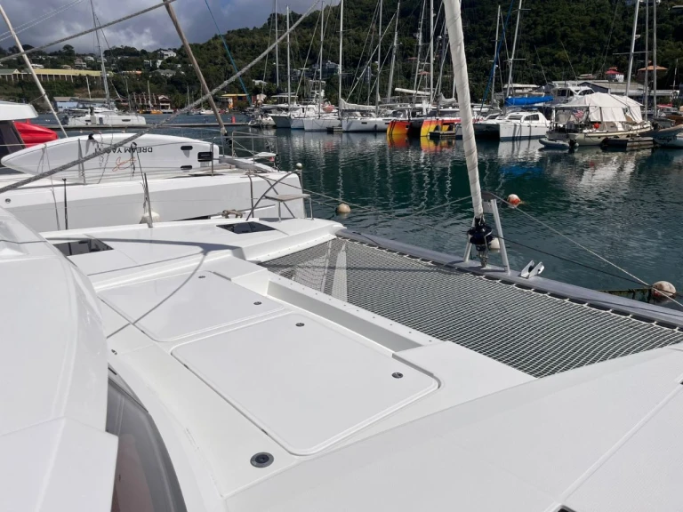 Hire Catamaran with or without skipper Fountaine Pajot Le Marin