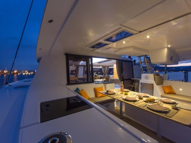 Catamaran to hire Le Marin at the best price