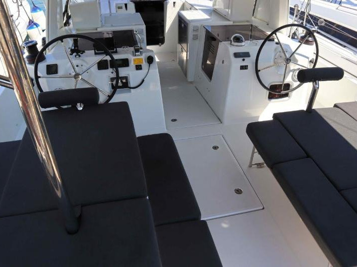 Charter a Jeanneau Sun Loft 47 in Kos on Samboat