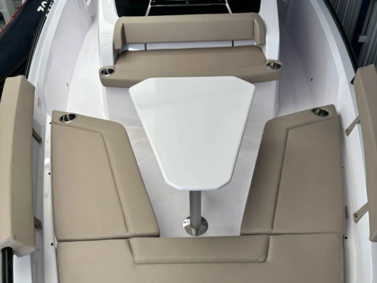 Yacht hire La Trinité-sur-Mer cheap 29 Sun Top