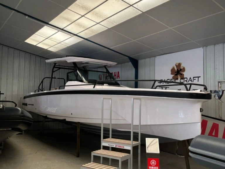 Axopar 29 Sun Top charter bareboat or skippered in  La Trinité-sur-Mer