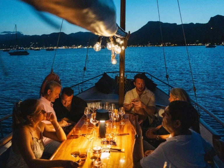 Motorboat hire in Puerto de Pollensa - Llaut Classico 1960