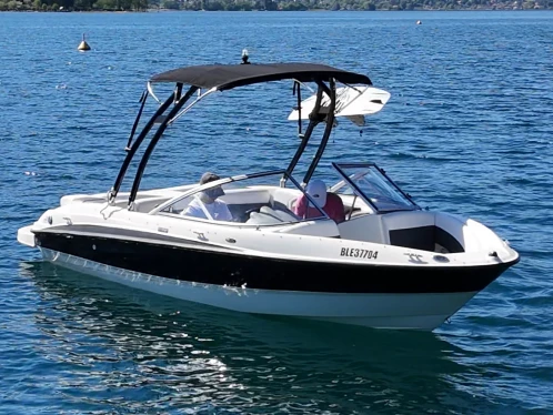 Motorboat to hire Annecy at the best price