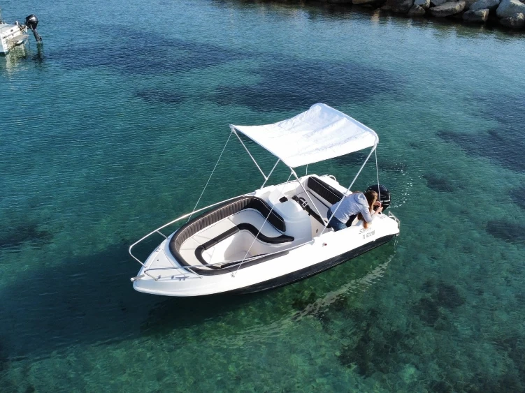 Hire Motorboat with or without skipper kruger Cannes