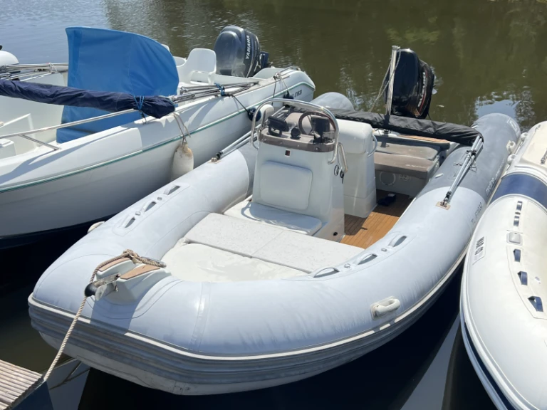 Hire RIB with or without skipper Zodiac Hyères