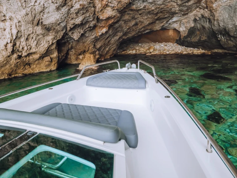 Charter a Axopar Axopar 37 T-Top in Alyki on Samboat