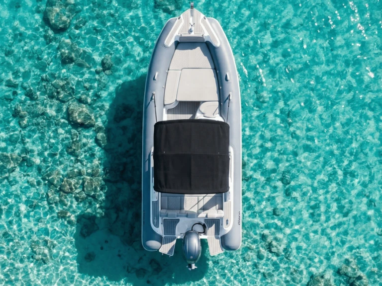 Charter a Orizon 780 in Alyki on Samboat