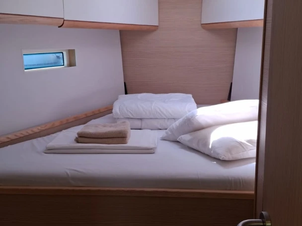 Sailboat to hire Trogir at the best price