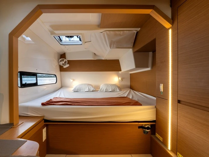 Yacht charter Papeete - Excess Excess 11 (Owners Version) on SamBoat