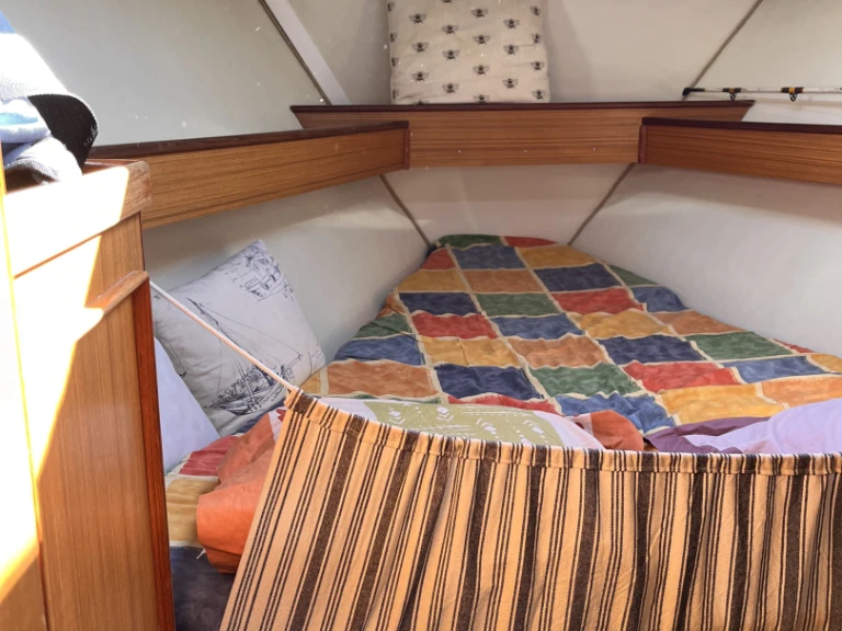 Hire Sailboat with or without skipper Jouet Marseille