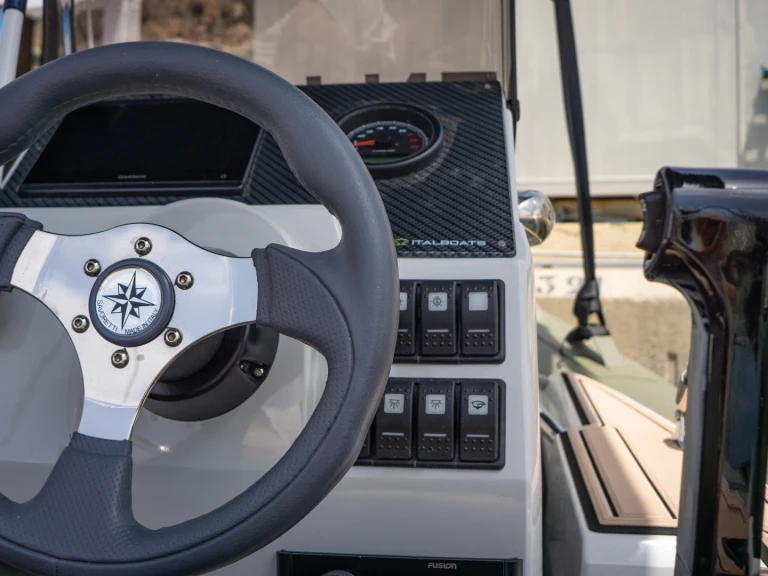 RIB hire in Altea - Italboats Stingher 380FR