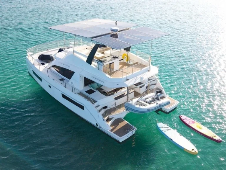 Charter a Leopard Leopard 43 Powercat in Ibiza Town on Samboat