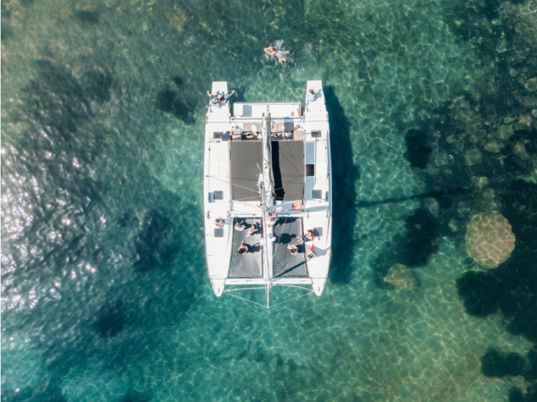 Yacht charter Mandelieu-la-Napoule - Lombardini Lady Hawke 39 Cabrio on SamBoat