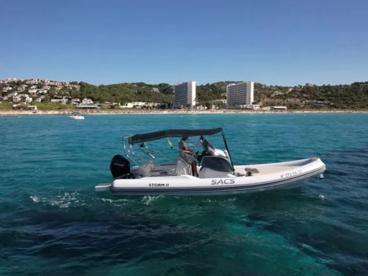 Yacht hire Tivat cheap Sacs S 780