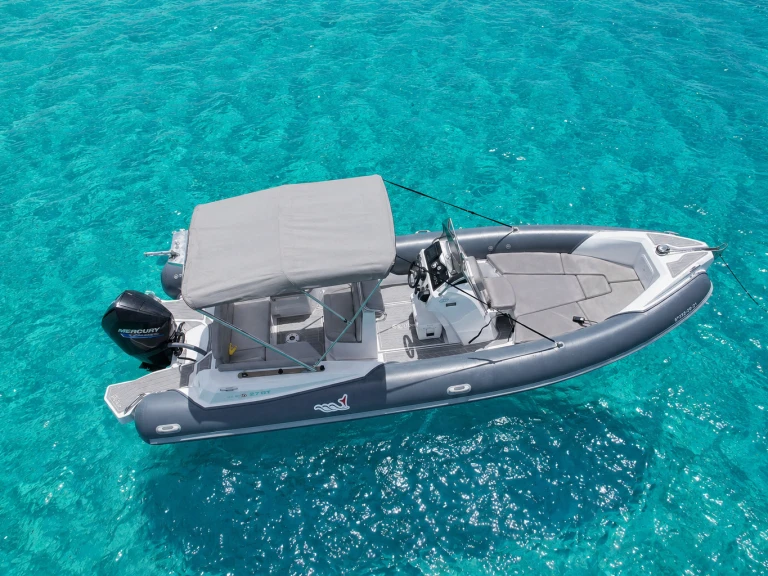 Hire RIB with or without skipper Zodiac Bormes-les-Mimosas