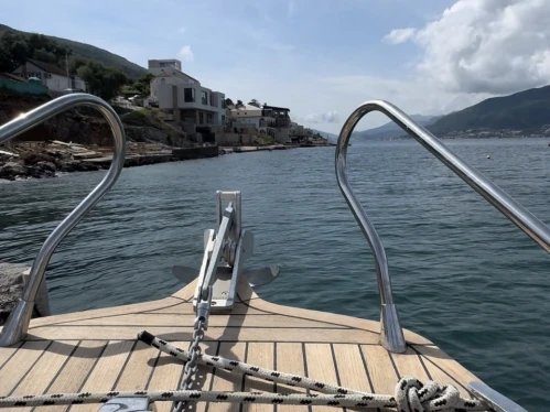Charter a Shark 23 in Tivat on Samboat