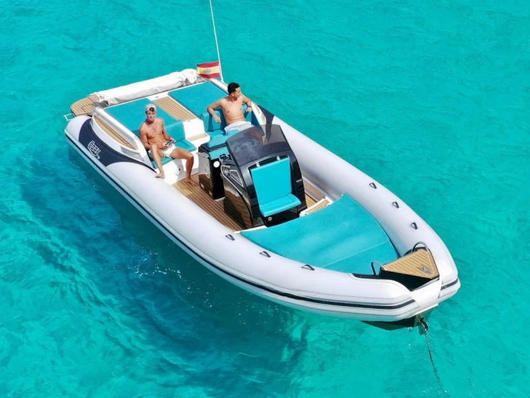 RIB hire in Marina Botafoch - Noah 29EFB