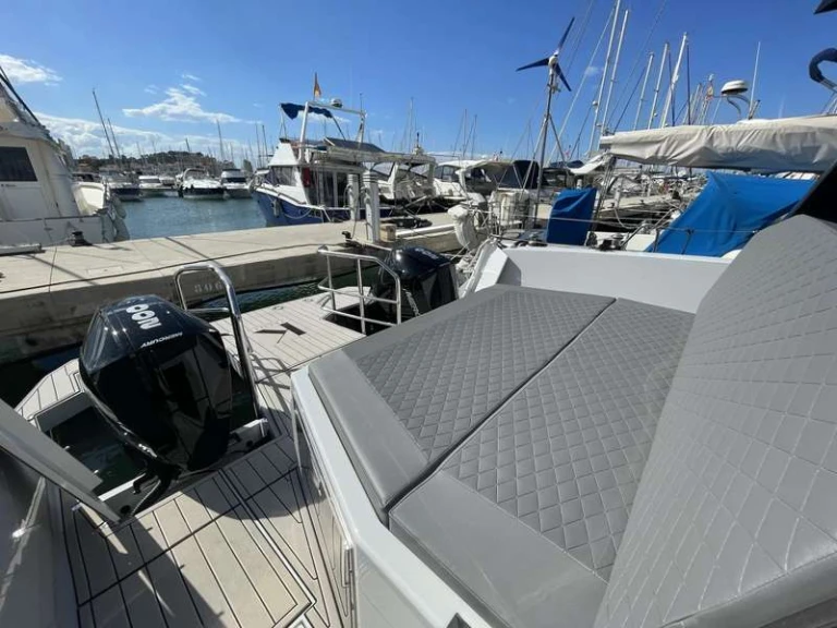 Yacht charter Dénia - Kattum K 30 on SamBoat