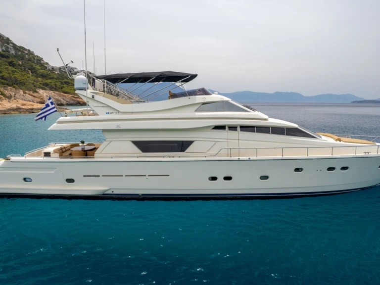 Yacht charter Marina Aliki - Ferretti Ferretti 80 on SamBoat