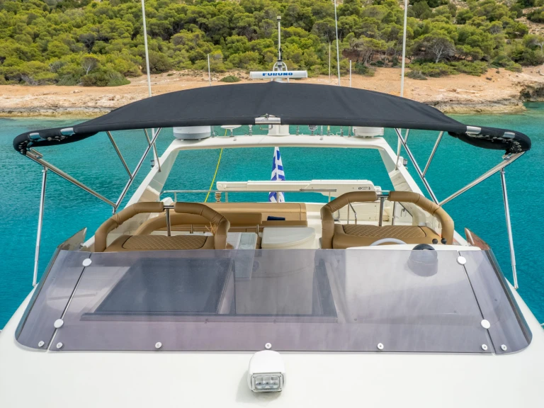 Yacht hire Marina Aliki cheap Ferretti 80