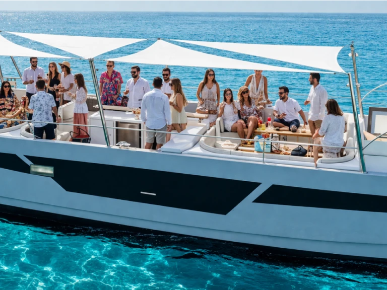 Hire a Serenity Catamarán Puerto Marina Benalmadena