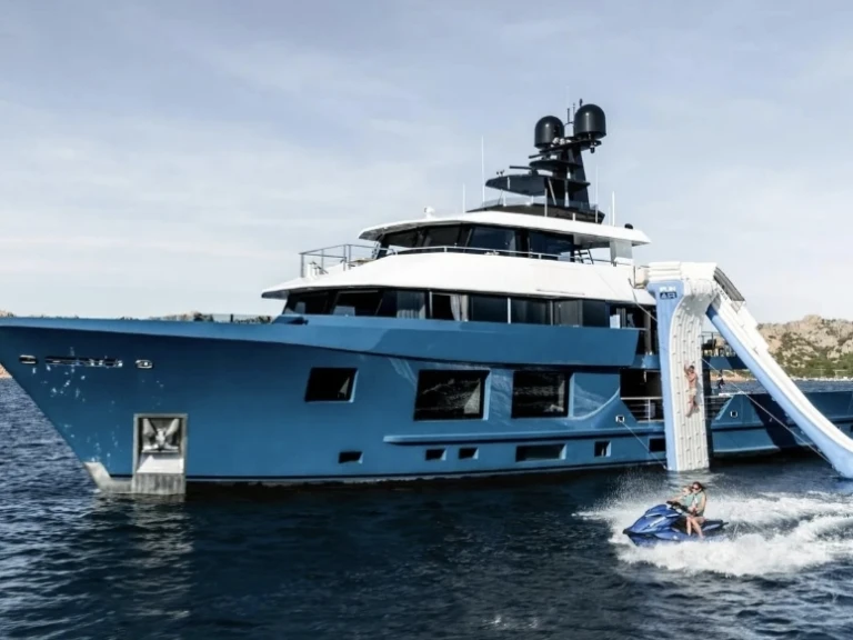 Yacht charter Saint-Tropez - King Benji  First 45 on SamBoat