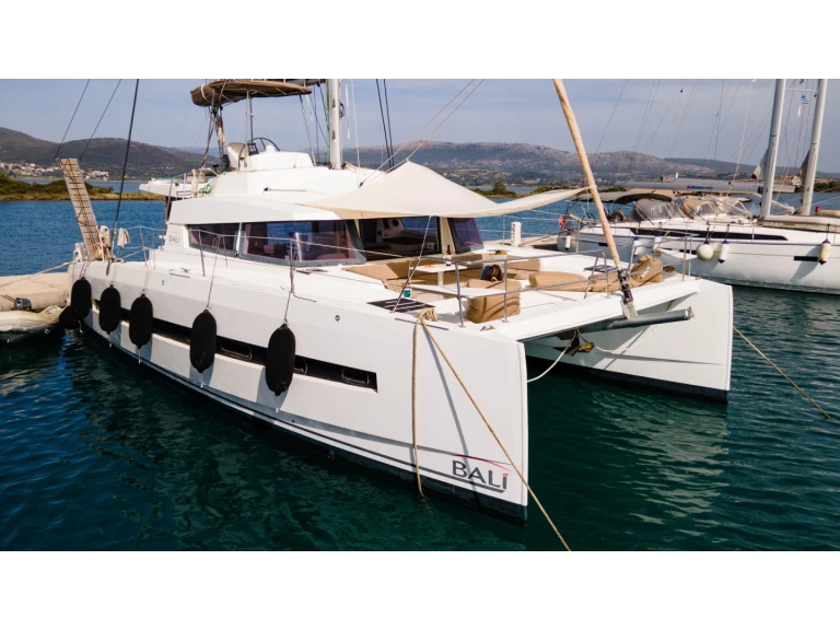 Yacht charter Lefkáda - Bali Bali 4.3 on SamBoat