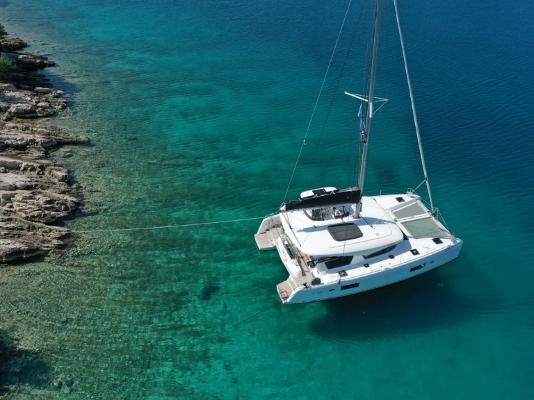 Catamaran to hire Seget Donji at the best price